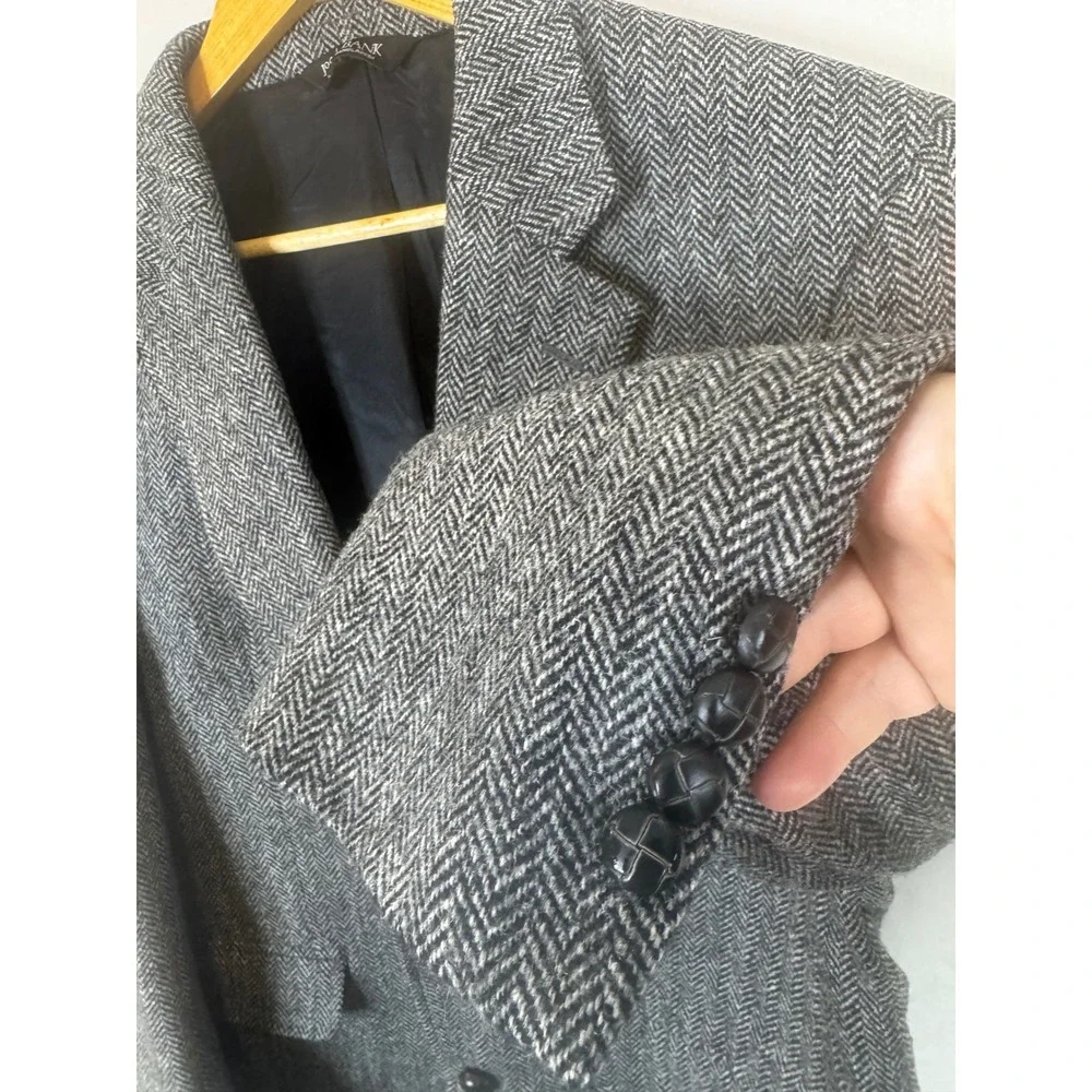 Harris Tweed Jos A Bank Blazer Mens 46 Grey Herringbone Wool Sport Coat Jacket